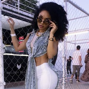 RETROSUPERFUTURE SUNGLASSES LLARIA BLACK 24k Gold